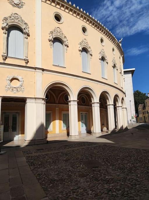-Free Parking & Wifi- 10 Minuti Dal Centro Apartment Padova Exterior photo